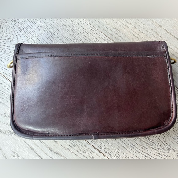 Vintage Coach Burgundy pocket purse - Picture 2 of 7